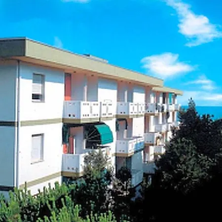 Hotel Renewed Flat With Ac And Lift For 6 People By Beahost Bibione