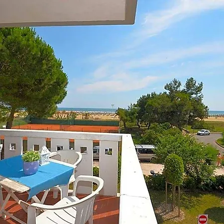 Renewed Flat With Ac And Lift For 6 People By Beahost Bibione